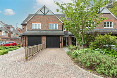 3 Ballin Gardens, New Road, Ascot, Berkshire, SL5 8FU