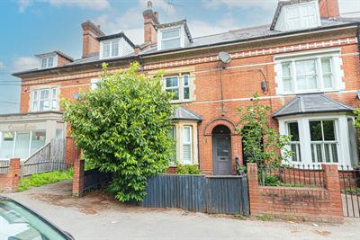 London Road, Ascot, Berkshire, SL5 7EN
