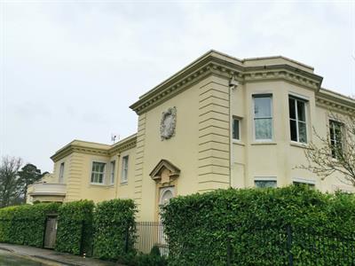 Edenbrook place, Ascot,